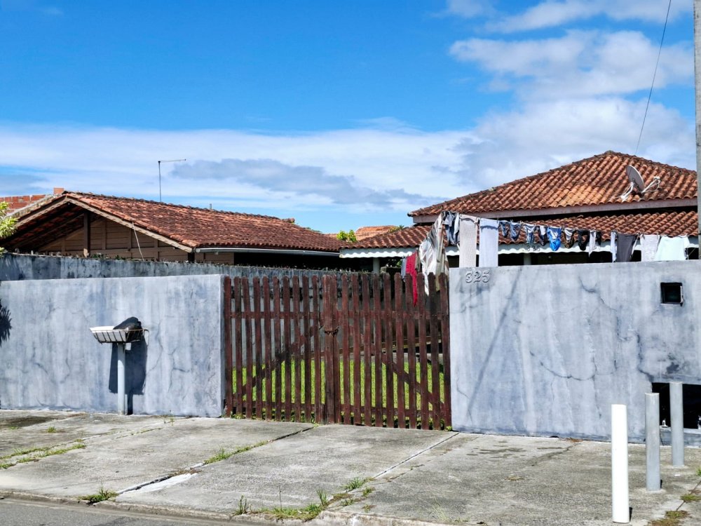 Casa - Venda - Balneário Monte Carlo - Ilha Comprida - SP
